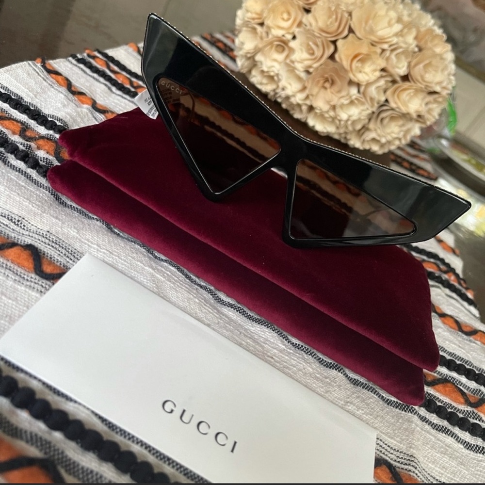 Gucci - Picture 4 of 5